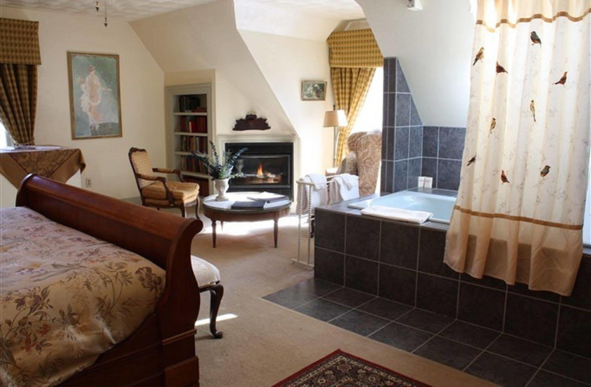 Norfolk Manor House Bed & Breakfast מראה חיצוני תמונה